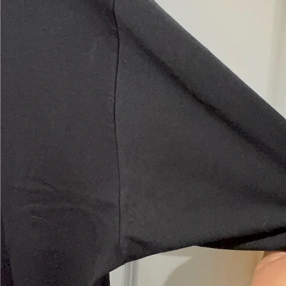 Gucci Boutique Print Cotton T-shirt - Picture 9 of 16